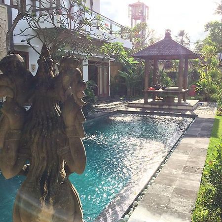 Kubu Dimedauh Hotel Kuta Lombok Kültér fotó